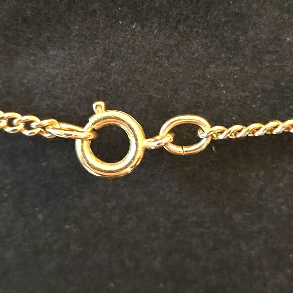 Sarah Coventry Signed VTG 1977 TIMELESS BEAUTY Gold Tone Pendant Necklace 21" - Picture 9 of 9